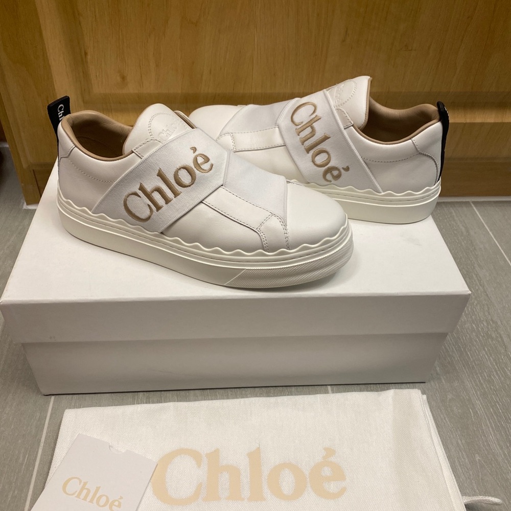Chloe Women’s Sz 35 Lauren Logo Sneakers NEW